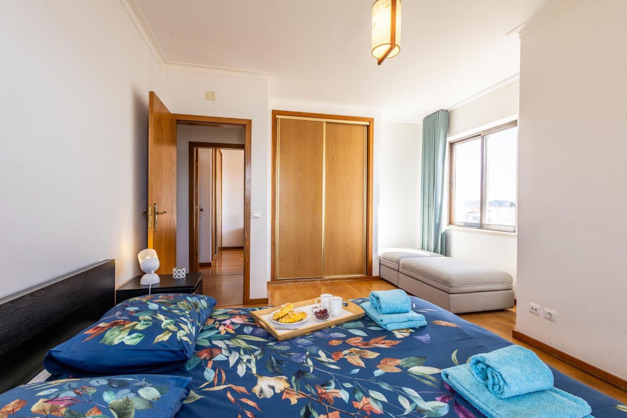 Beachfront 3Bdr Apt On Marginal Boulevard São Martinho do Porto Buitenkant foto